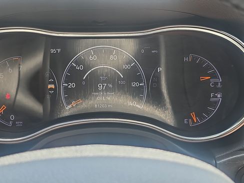 Used 2018 Jeep Grand Cherokee Altitude AWD/4WD image 18