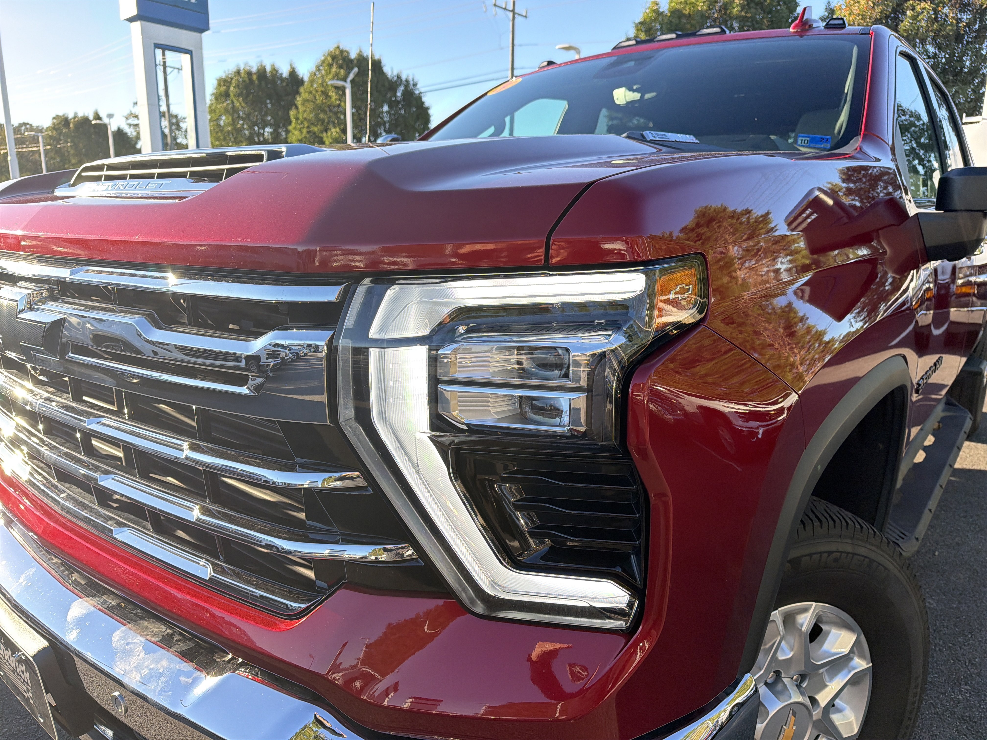 Used 2024 Chevrolet Silverado 2500 LTZ w/ LTZ Plus Package AWD/4WD image 6
