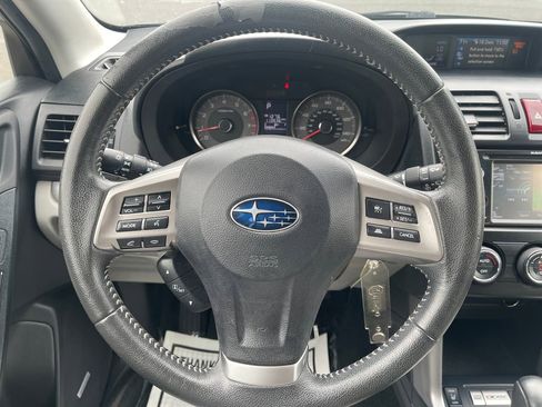 Used 2015 Subaru Forester 2.5i Limited AWD/4WD image 21