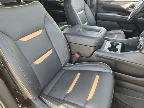 Used 2023 GMC Yukon XL AT4 w/ AT4 Premium Package image 19