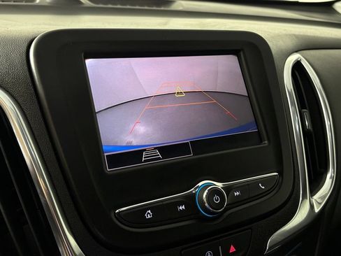 Used 2024 Chevrolet Equinox LT FWD image 26