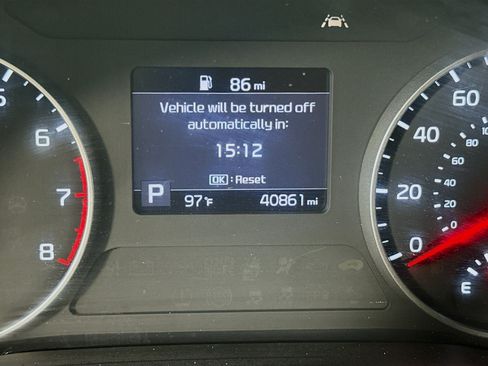 Used 2022 Kia Seltos EX AWD/4WD image 16