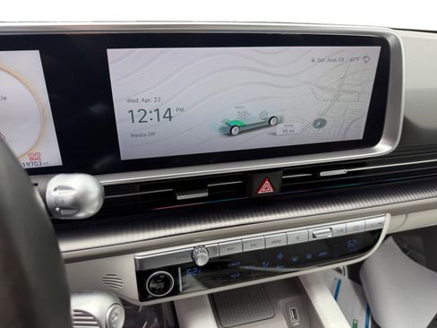 Used 2023 Hyundai Ioniq 6 Limited image 12