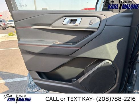 New 2026 Ford Explorer ST-Line w/ ST-Line Street Pack AWD/4WD image 29