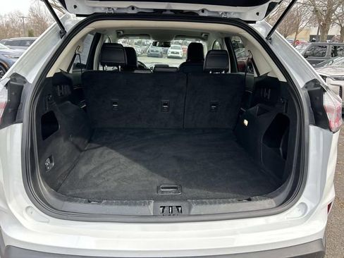 Used 2024 Ford Edge SEL image 13