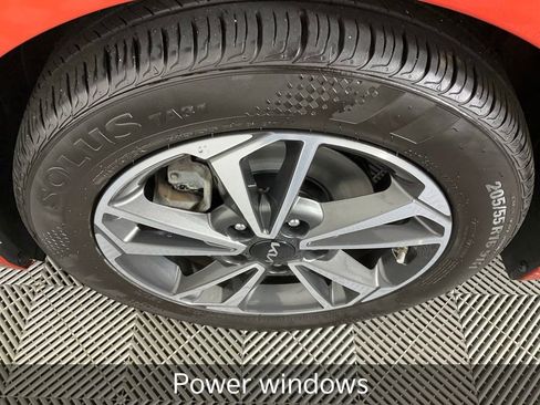 Certified 2023 Kia Forte LXS image 9