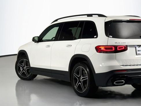 Used 2023 Mercedes-Benz GLB 250 image 15