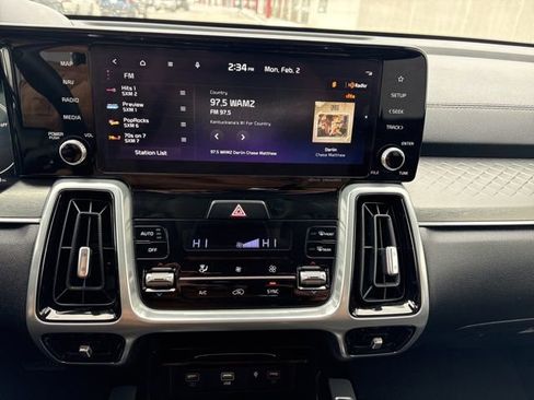 Certified 2023 Kia Sorento SX image 14