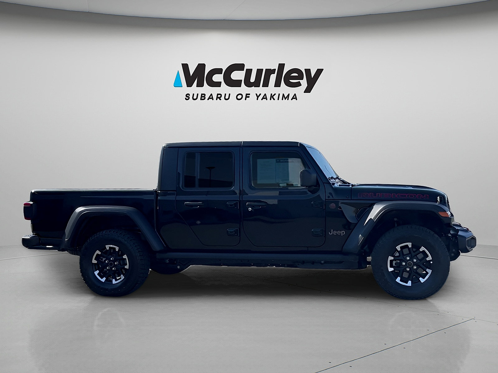 Used 2026 Jeep Gladiator Rubicon AWD/4WD image 7