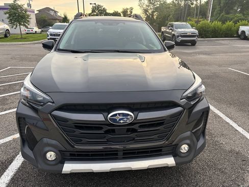 Used 2024 Subaru Outback Limited AWD/4WD image 2
