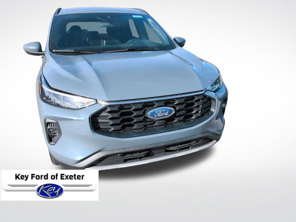 Used 2025 Ford Escape ST-Line Select AWD/4WD image 3