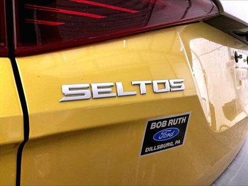 Used 2023 Kia Seltos SX w/ SX Sunroof Package AWD/4WD image 13