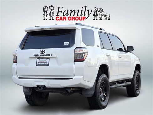 Used 2021 Toyota 4Runner SR5 Premium w/ Moonroof Package image 4