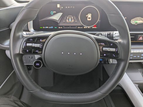 Certified 2023 Hyundai Ioniq 6 SEL image 18