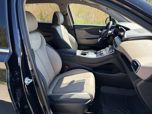 Used 2023 Hyundai Santa Fe SEL image 13