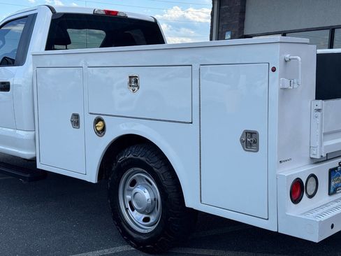 Used 2019 Ford F250 XL w/ Power Equipment Group RWD image 44