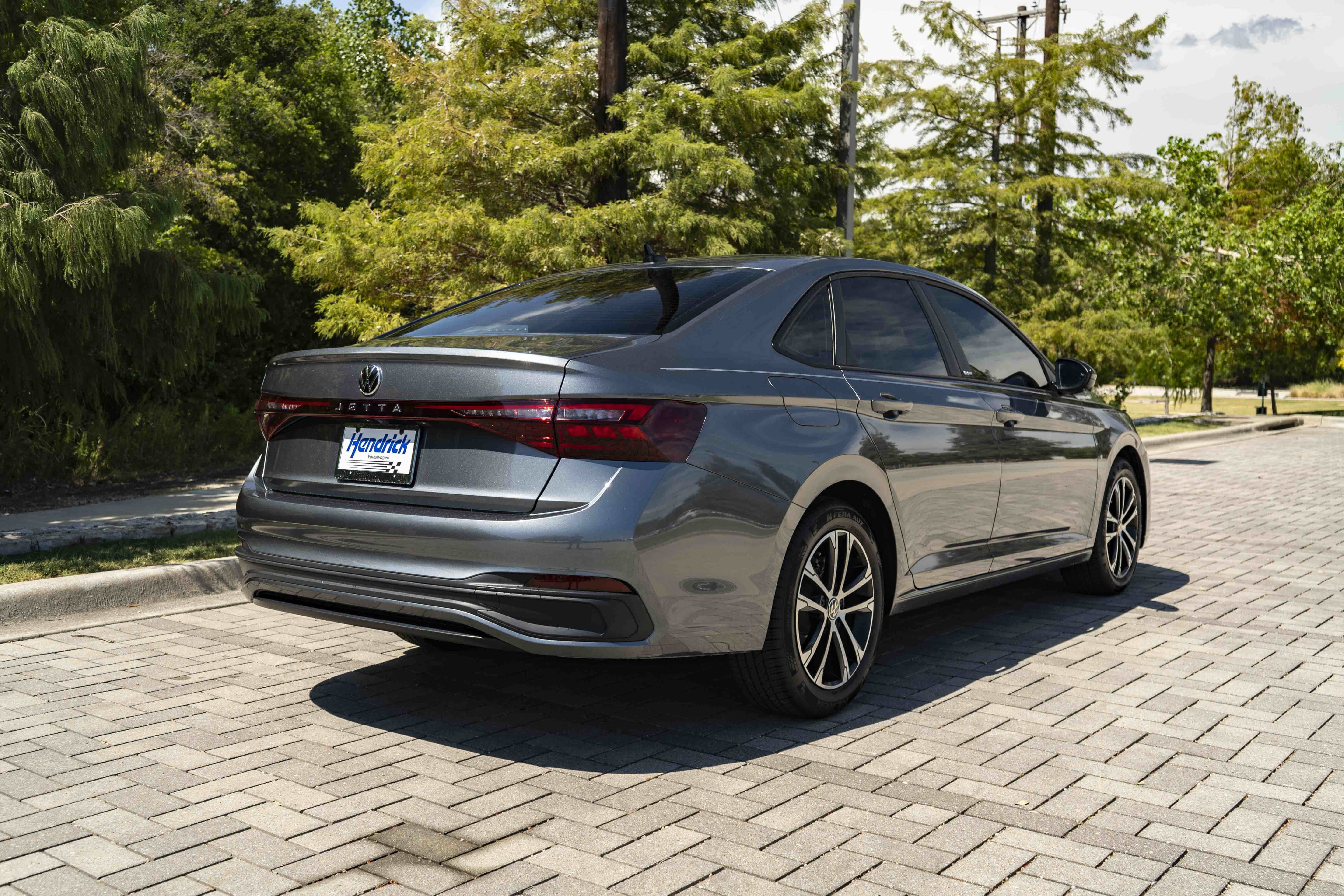 Used 2026 Volkswagen Jetta Sport FWD image 8