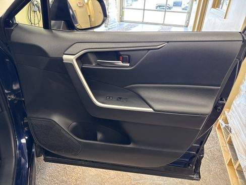 Used 2024 Toyota RAV4 SE w/ Weather & Moonroof Package AWD/4WD image 26