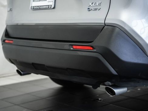 Used 2025 Toyota RAV4 XLE image 8