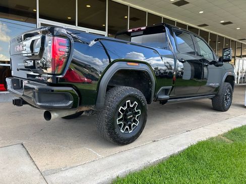 Used 2024 GMC Sierra 2500 AT4X AWD/4WD image 7