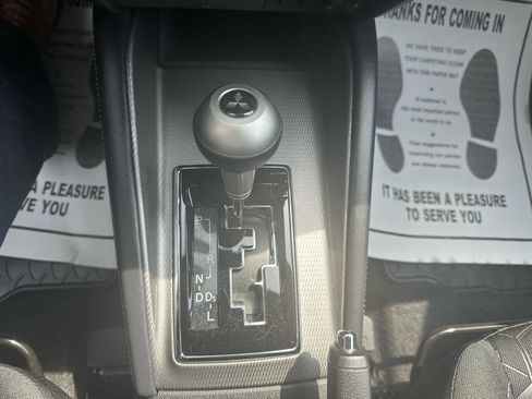 Used 2024 Mitsubishi Outlander Sport ES image 15