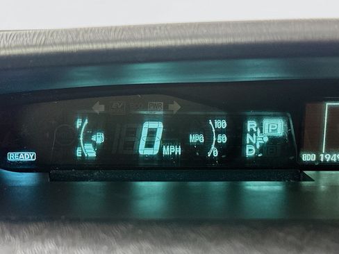 Used 2012 Toyota Prius Two FWD image 12