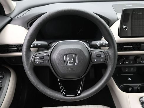 Used 2026 Honda HR-V LX image 16