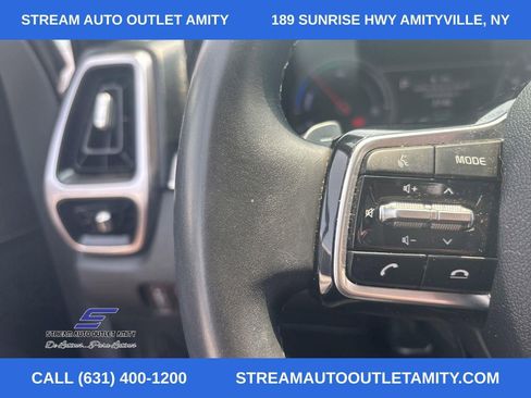 Used 2022 Kia Sorento S image 22