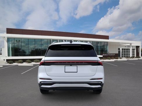 New 2026 Lincoln Nautilus Reserve AWD/4WD image 5