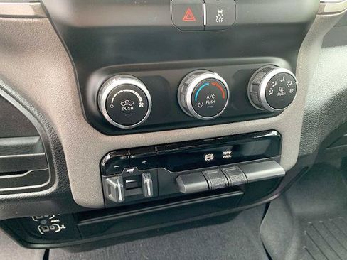 Used 2019 RAM 3500 Tradesman AWD/4WD image 17