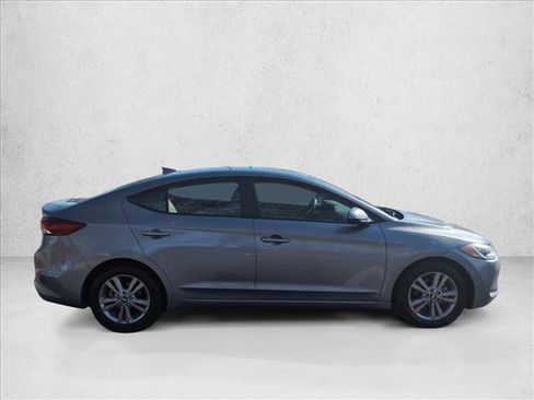 Used 2018 Hyundai Elantra SEL image 4