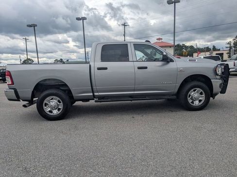 Used 2021 RAM 2500 Tradesman w/ Chrome Appearance Group image 3
