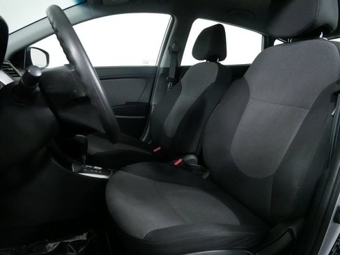 Used 2014 Hyundai Accent GS FWD image 15