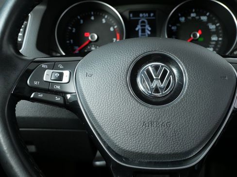 Used 2016 Volkswagen Passat 1.8T SE image 10