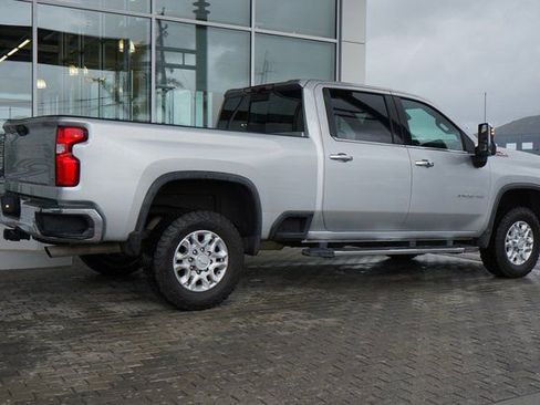 Used 2020 Chevrolet Silverado 2500 LTZ w/ Technology Package image 9