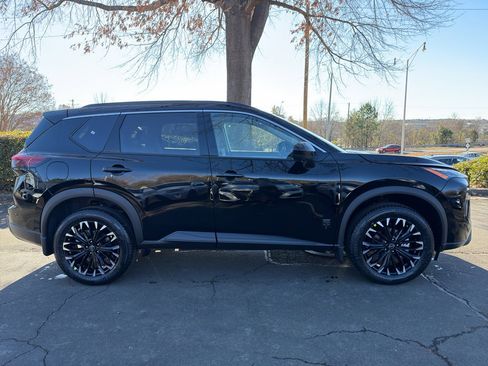 New 2026 Nissan Rogue SV image 8