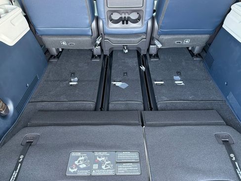 New 2026 Kia Carnival SX Prestige image 13