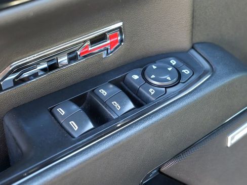 Used 2024 GMC Sierra 1500 AT4 w/ Technology Package image 23