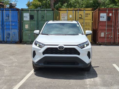 Used 2023 Toyota RAV4 XLE w/ Convenience Package FWD image 2