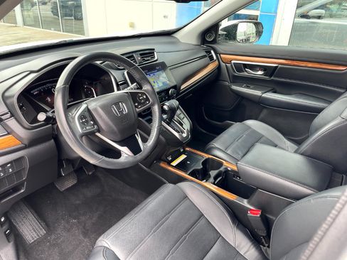 Used 2021 Honda CR-V Touring image 11