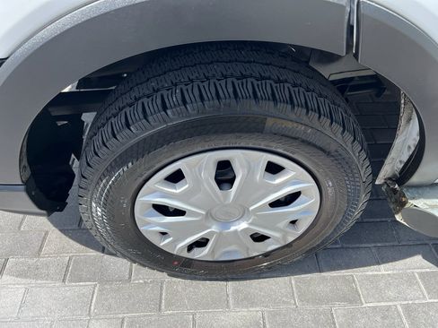 Used 2024 Ford Transit 250 Low Roof w/ Exterior Upgrade Package image 12