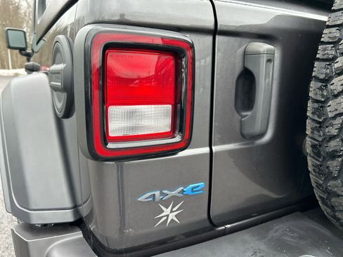 Used 2023 Jeep Wrangler Unlimited w/ Cold Weather Group image 35