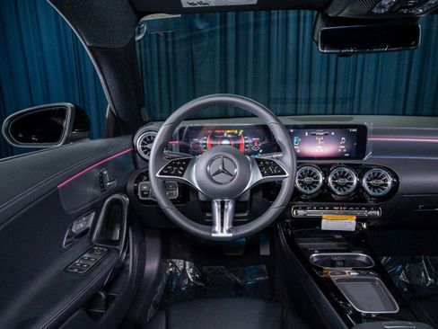 New 2025 Mercedes-Benz CLA 250 4MATIC image 14