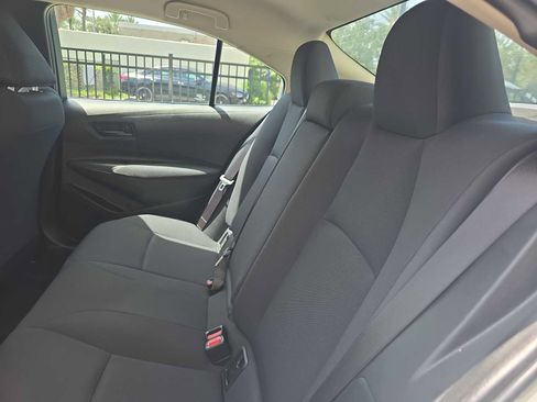 Used 2022 Toyota Corolla LE FWD image 13