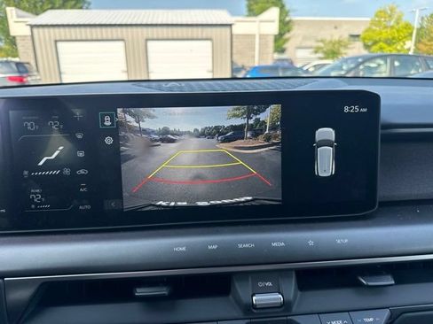 Certified 2024 Kia EV9 Light Long Range RWD image 13