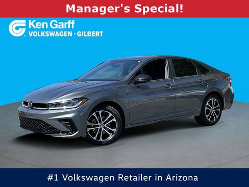 Used 2025 Volkswagen Jetta Sport FWD image 1
