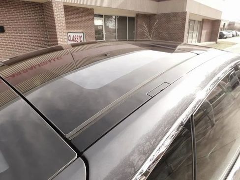 Used 2015 Tesla Model S 60 image 21