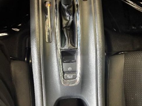 Used 2019 Honda HR-V EX image 22