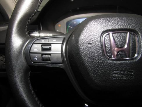 Certified 2024 Honda Accord EX-L image 5