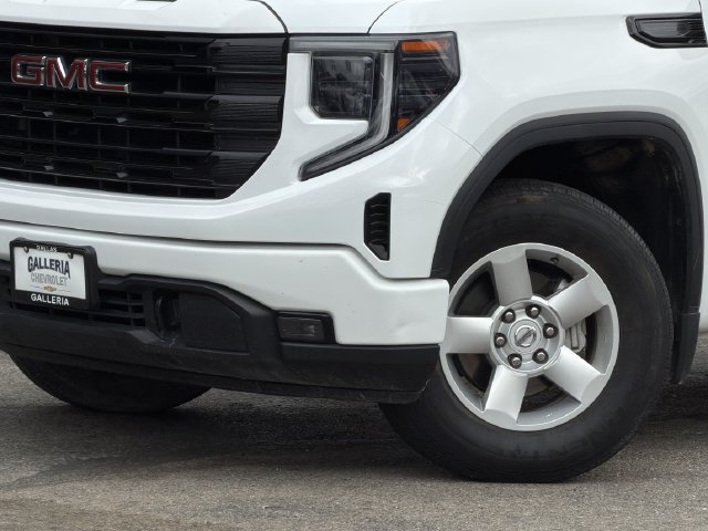 Used 2023 GMC Sierra 1500 Elevation AWD/4WD image 8